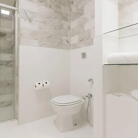 Bourbon Hotel & Suites Curitiba Exterior photo Bathroom