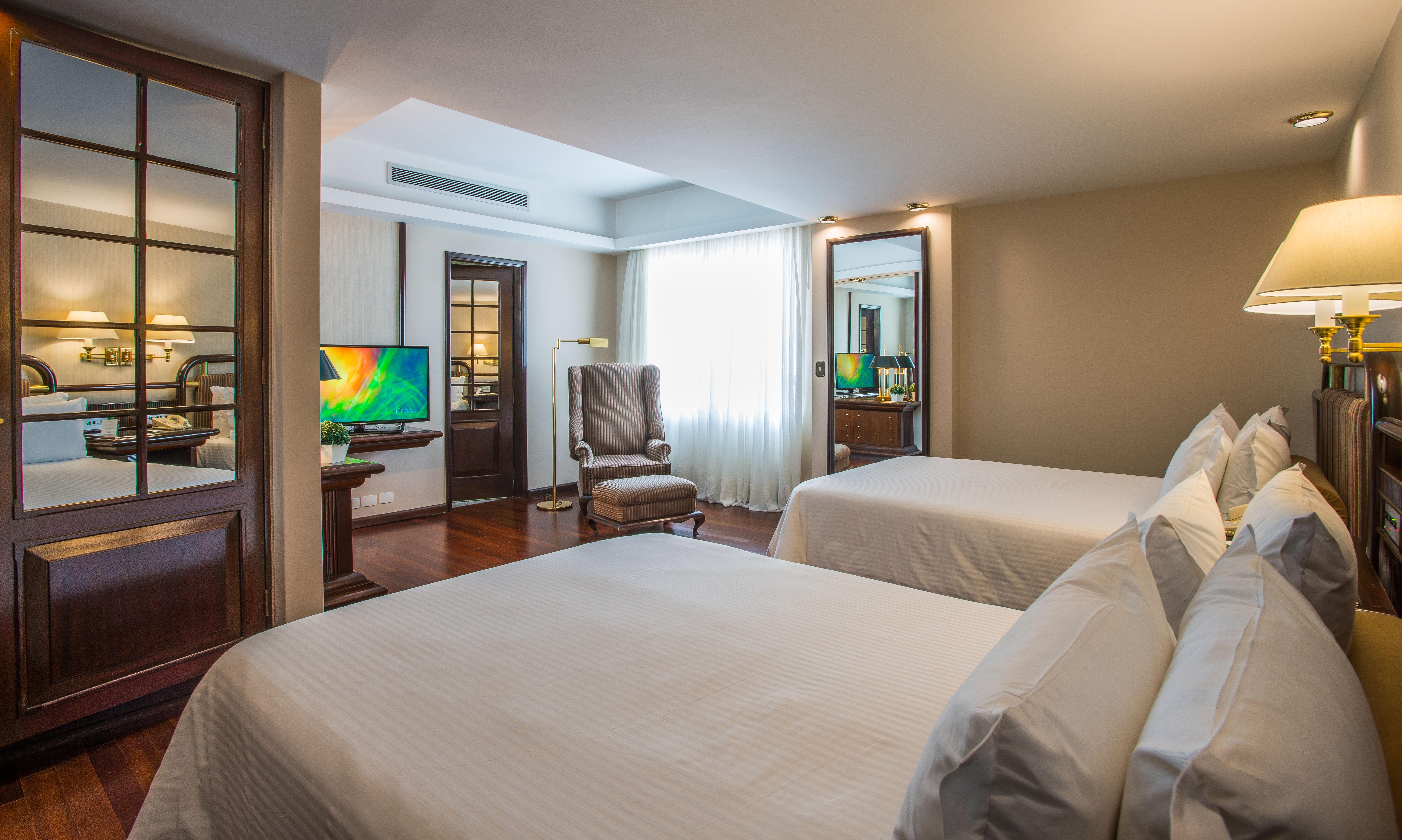 Hotel Bourbon & 5*